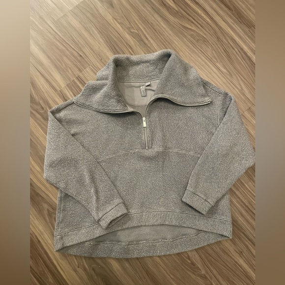 Sweaty Betty Restful Bouclé Half Zip Pullover charcoal marl size 10/Large - Picture 2 of 9